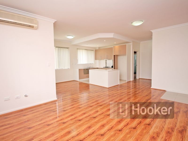 40-42 Lydbrook Street, Westmead NSW 2145