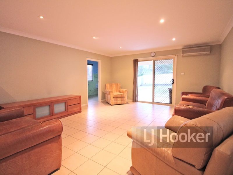 24 Patricia Street, Mays Hill NSW 2145