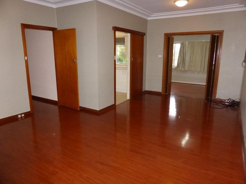 11 Glenavy Street, Wentworthville NSW 2145