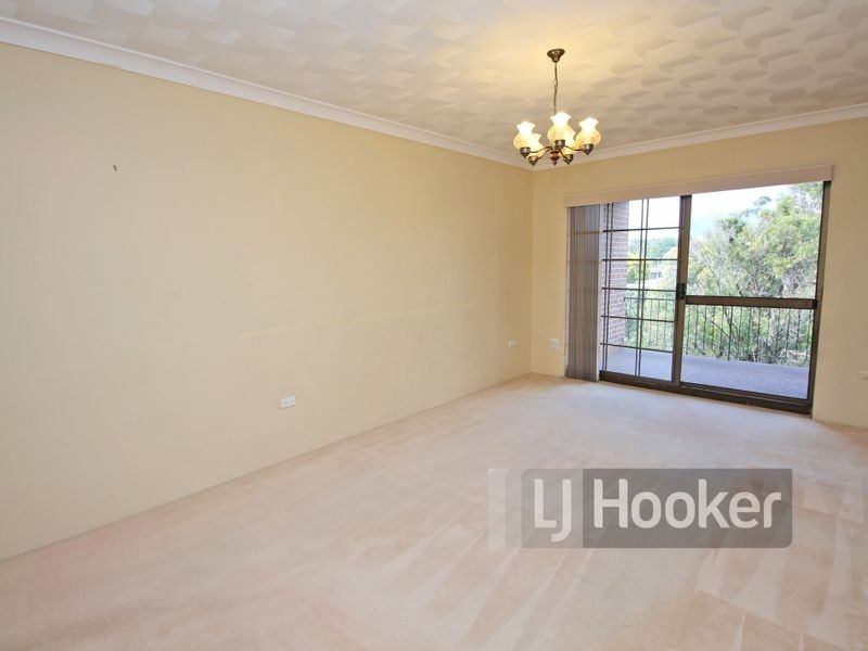 8 Hainsworth Street, Westmead NSW 2145