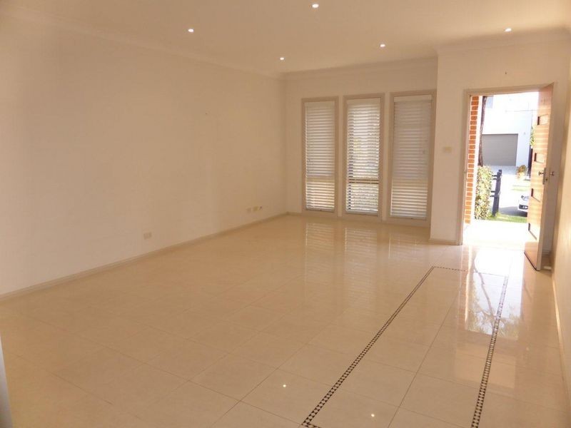 21 Bishop Avenue, Pemulwuy NSW 2145