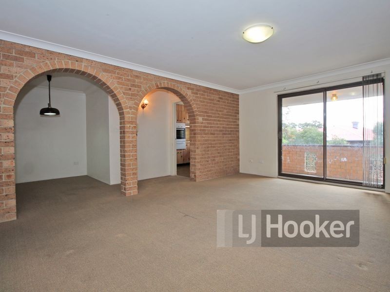 28 Caroline Street, Westmead NSW 2145