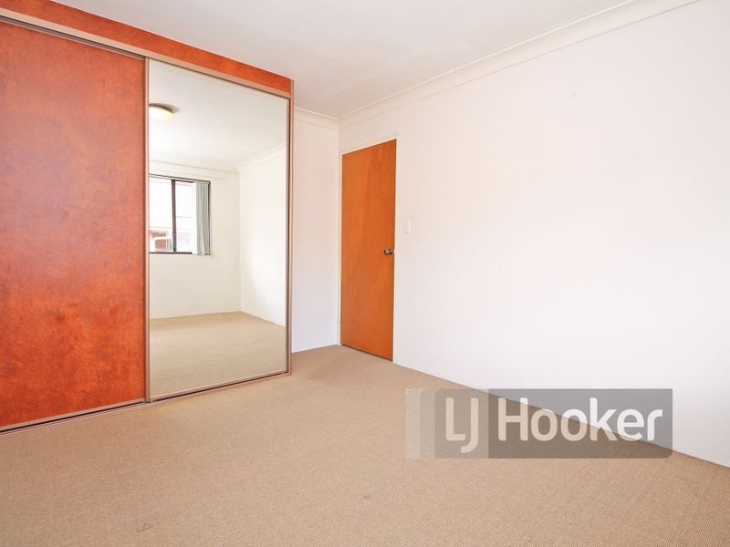 28 Caroline Street, Westmead NSW 2145