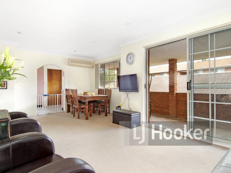 12 Hainsworth Street, Westmead NSW 2145