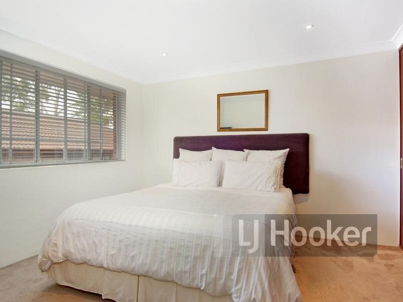 12 Hainsworth Street, Westmead NSW 2145