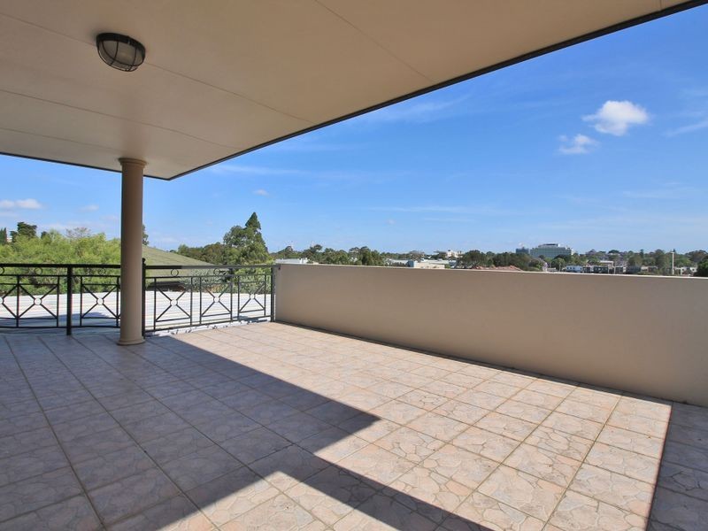 75 Thomas Street, Parramatta NSW 2150