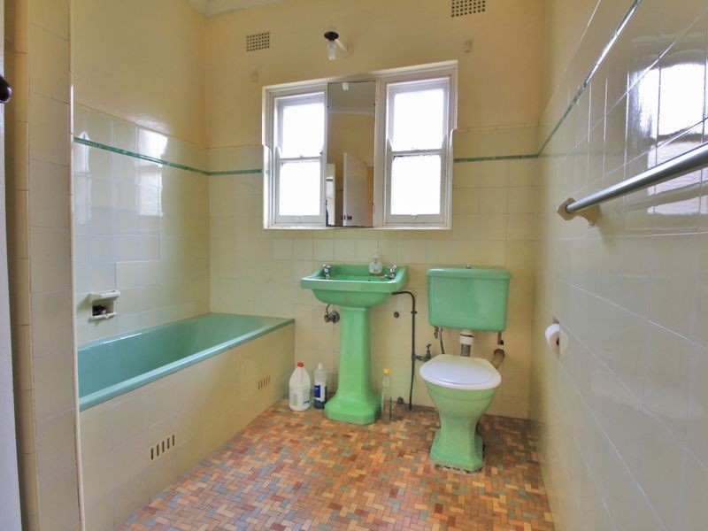 18 Rose Crescent, North Parramatta NSW 2151