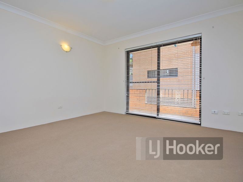 2 Alfred Street, Westmead NSW 2145