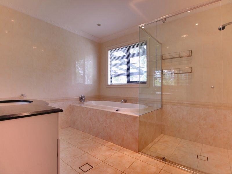 21 Cliff Avenue, Winston Hills NSW 2153