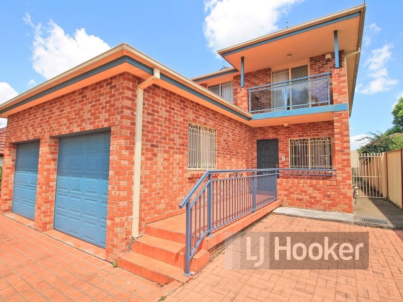 8A Peggy Street, Mays Hill NSW 2145