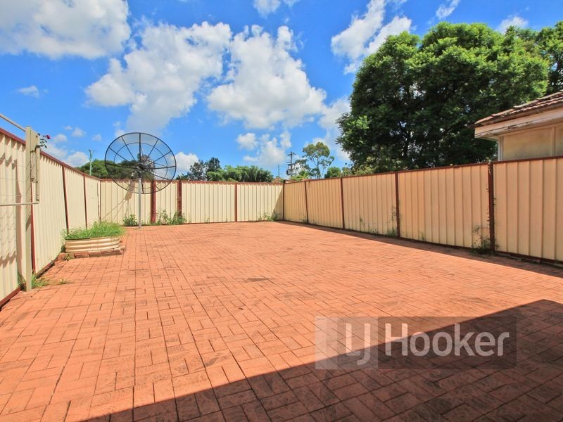 8A Peggy Street, Mays Hill NSW 2145