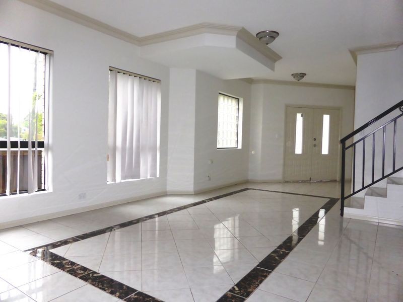 1 Brewer Crescent, South Wentworthville NSW 2145