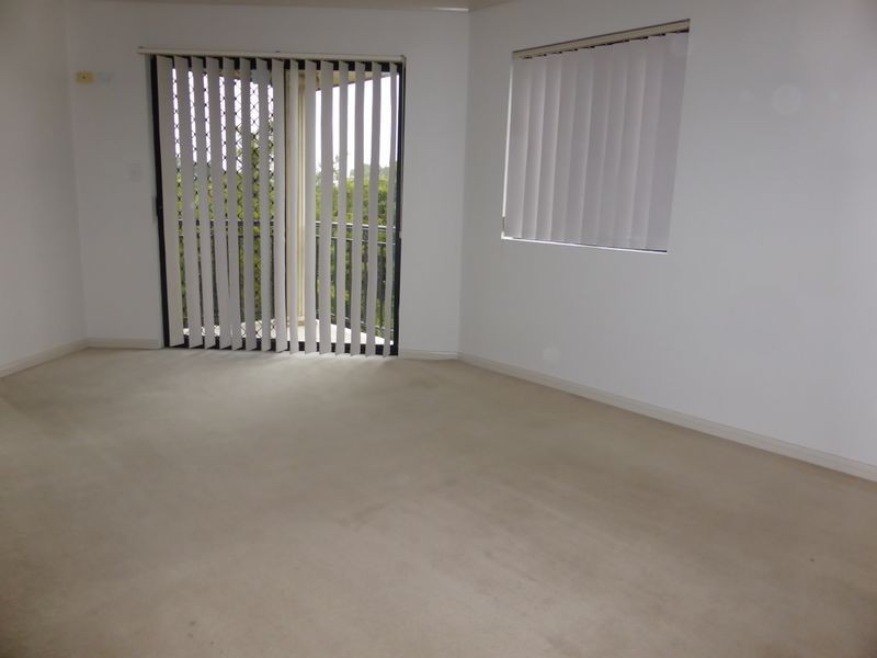 1 Brewer Crescent, South Wentworthville NSW 2145