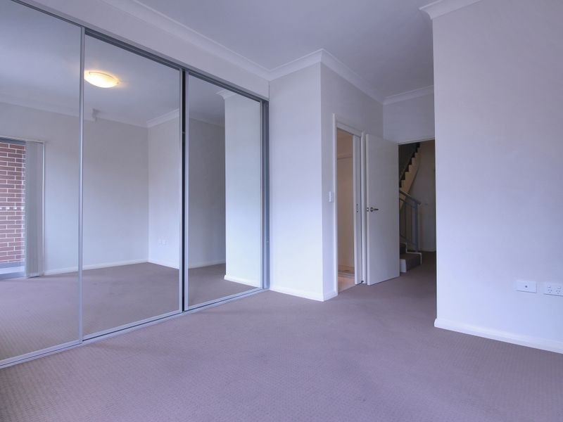 8-18 Briens Road, Northmead NSW 2152