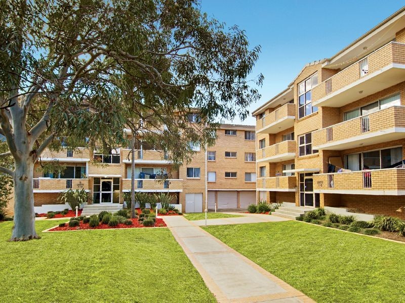 10-12 Thomas Street, Parramatta NSW 2150
