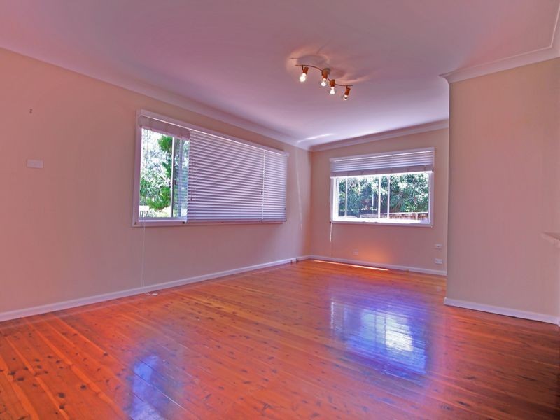 14 Alanas Avenue, Oatlands NSW 2117