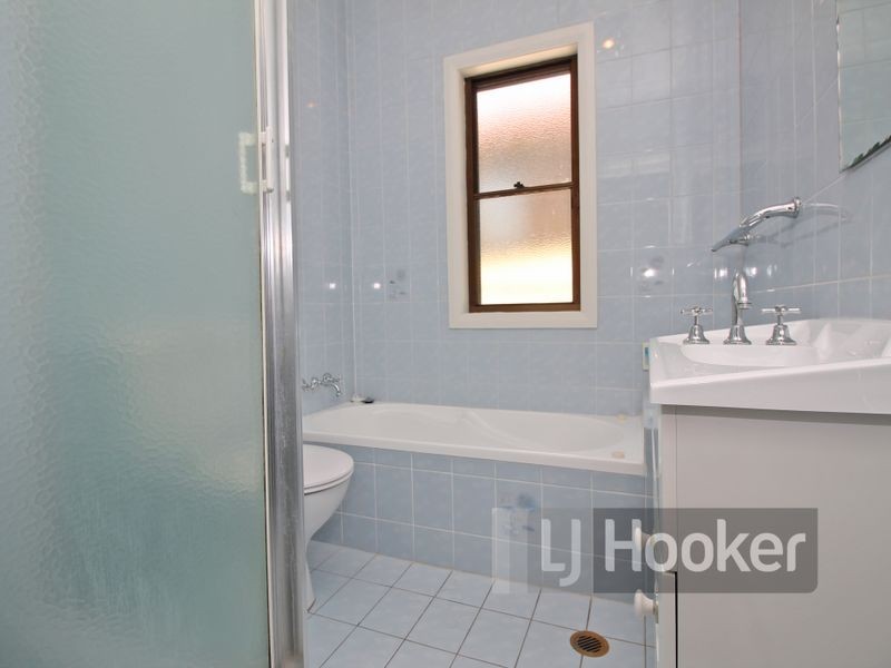 18 Fraser Street, Westmead NSW 2145