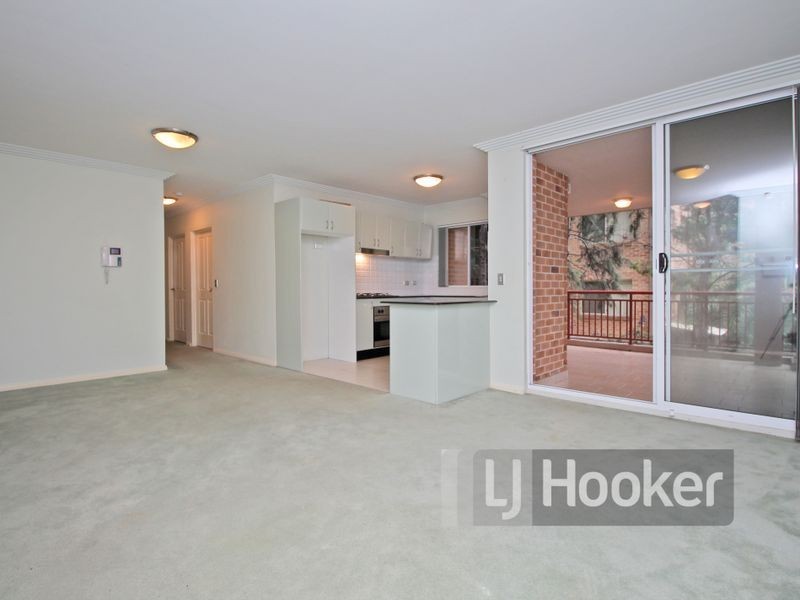 2/31-34 Moss Place, Westmead NSW 2145