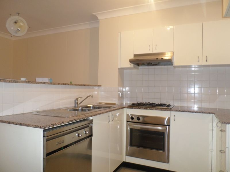 2/18 Sorrell Street, Parramatta NSW 2150