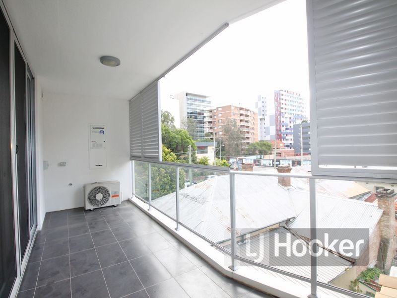 202/111 Wigram Street, Parramatta NSW 2150
