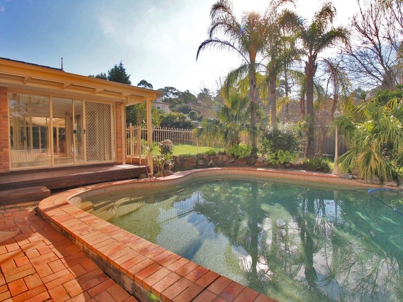 8 Illyarie Place, Castle Hill NSW 2154