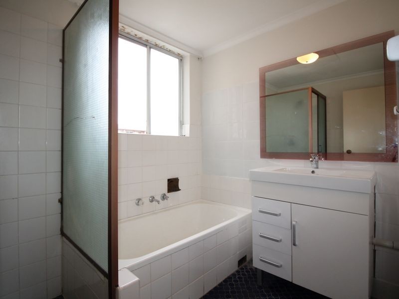 6/1 Hart Street, Warwick Farm NSW 2170