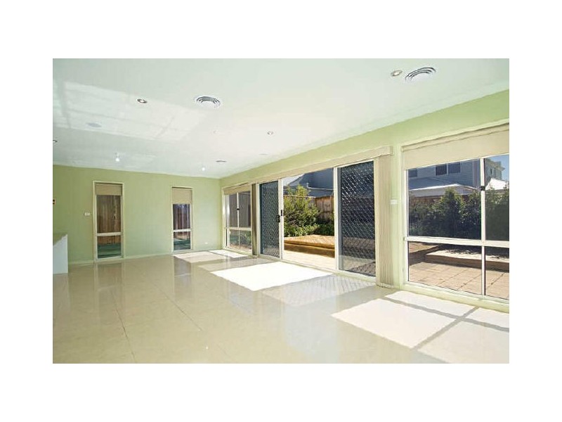 5 Wallan Street, Pemulwuy NSW 2145