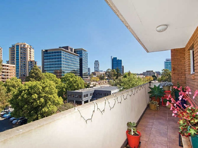 35/128 Macquarie Street, Parramatta NSW 2150