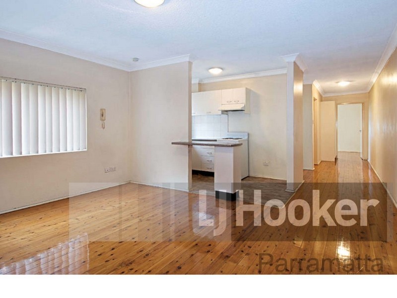 2/126 Railway Street, Granville NSW 2142