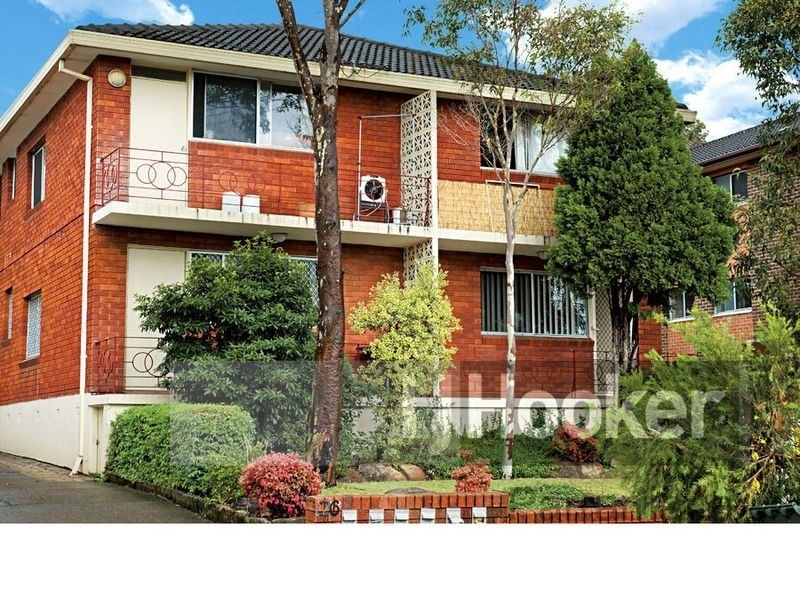 2/126 Railway Street, Granville NSW 2142