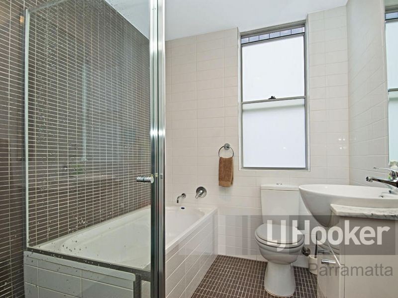 909/22 Charles Street, Parramatta NSW 2150