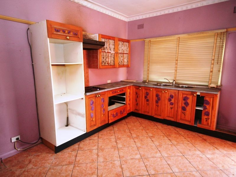 189 Great Western Highway, Mays Hill NSW 2145