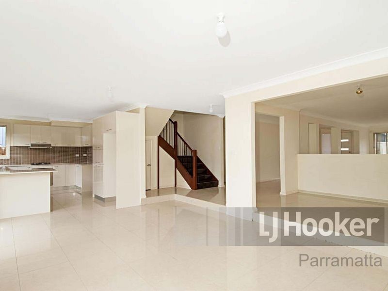 15 Dungara Drive, Pemulwuy NSW 2145