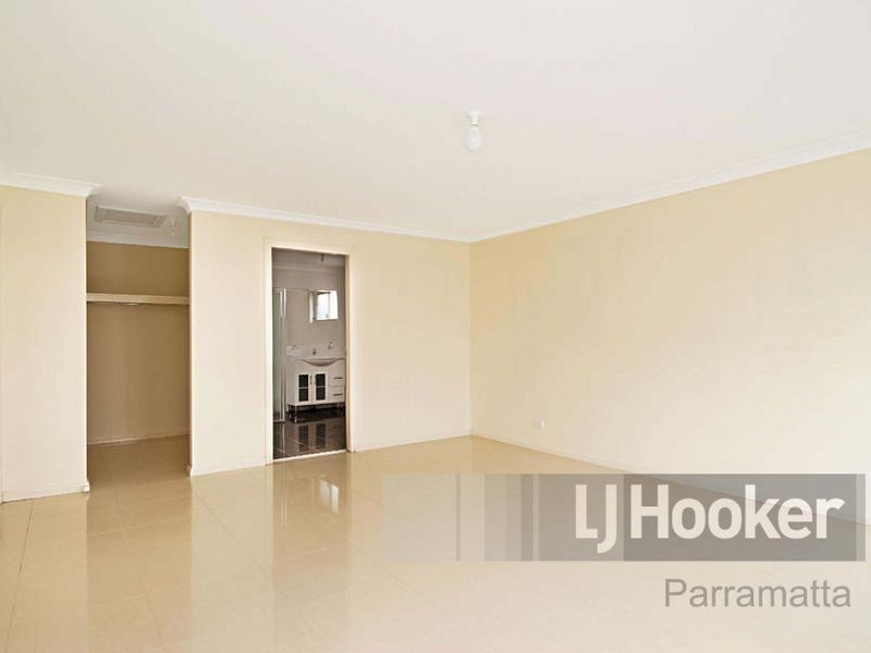 15 Dungara Drive, Pemulwuy NSW 2145