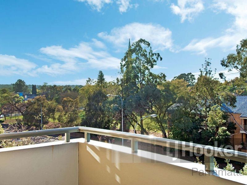 100/18 Sorrell Street, Parramatta NSW 2150