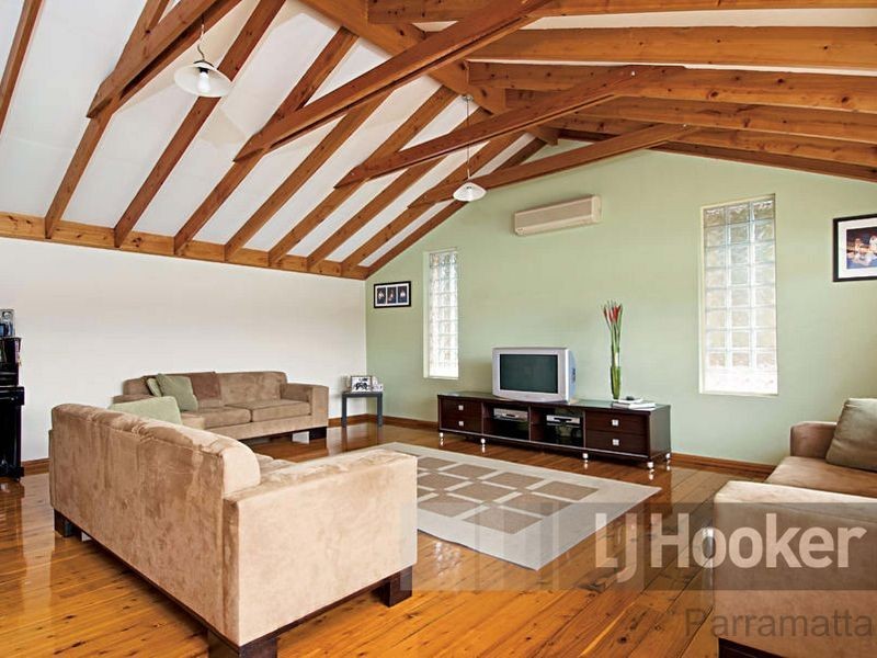 26 Broxbourne Street, Westmead NSW 2145