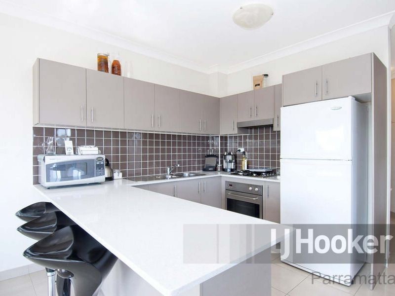 21/10-12 Wingello Street, Guildford NSW 2161