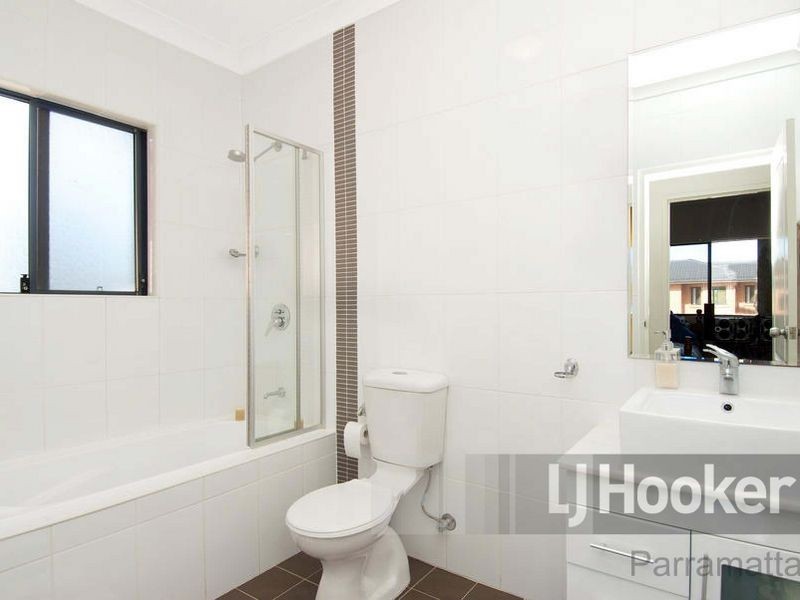 21/10-12 Wingello Street, Guildford NSW 2161