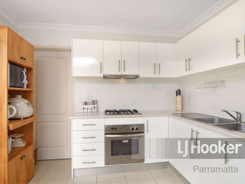 2/41 Purser Avenue, Castle Hill NSW 2154