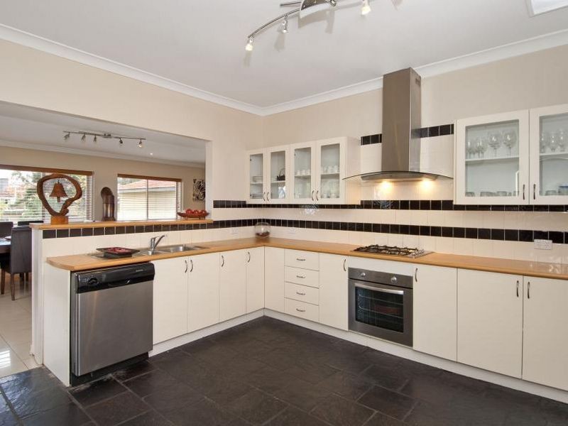 12 Brelogail Street, Northmead NSW 2152