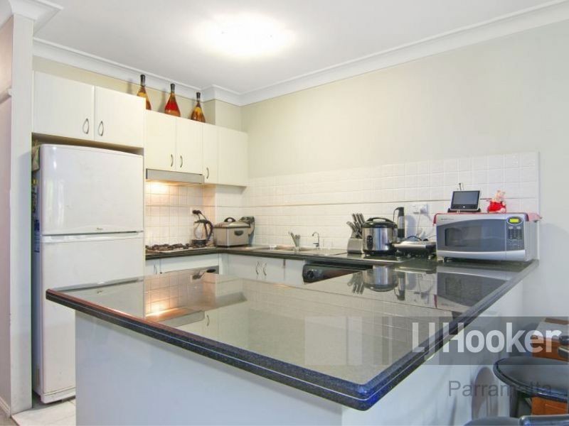 8/40-42 Cecil Avenue, Castle Hill NSW 2154