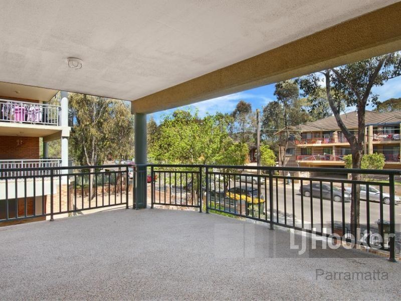 13/245 Targo Road, Toongabbie NSW 2146