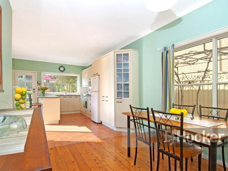 27 Hawksview Street, Merrylands NSW 2160