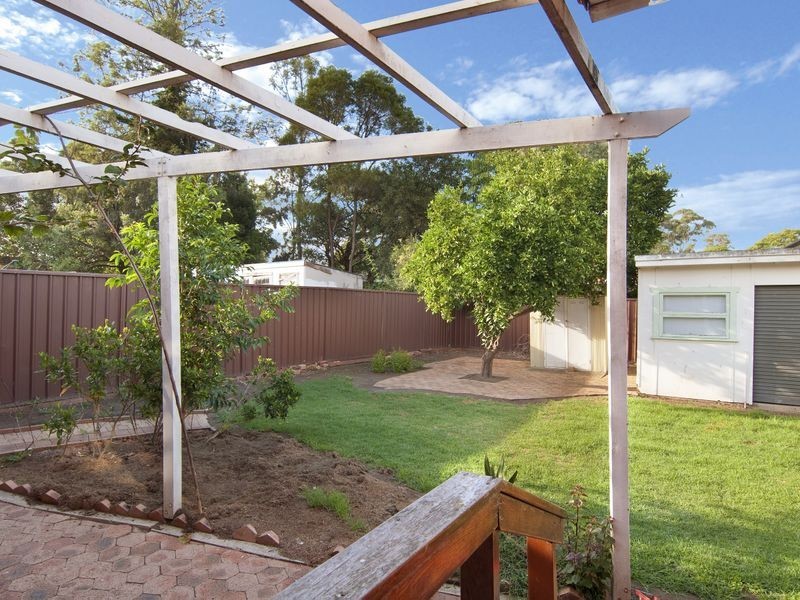 8 Mills Street, Merrylands NSW 2160