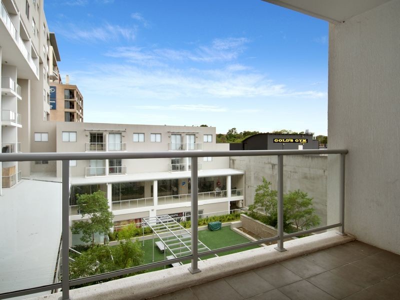 303/22 Charles Street, Parramatta NSW 2150