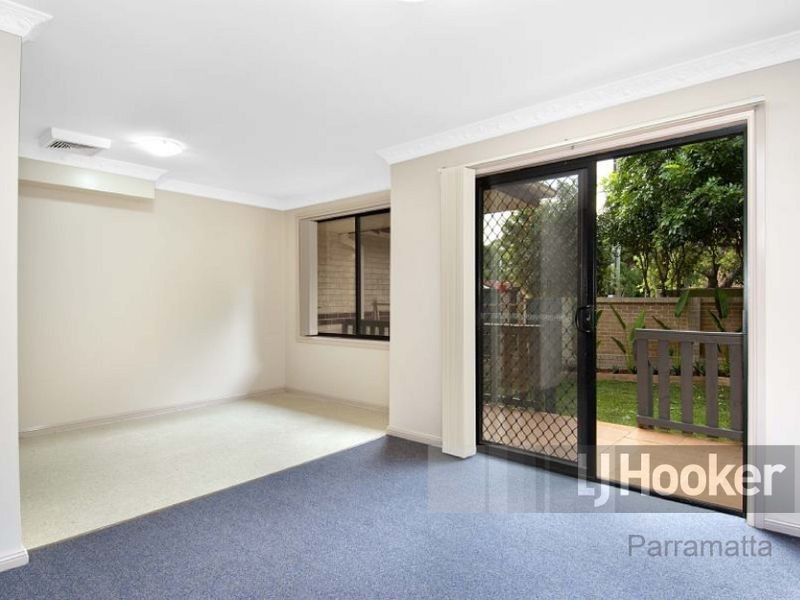 2/17 Girraween Road, Girraween NSW 2145