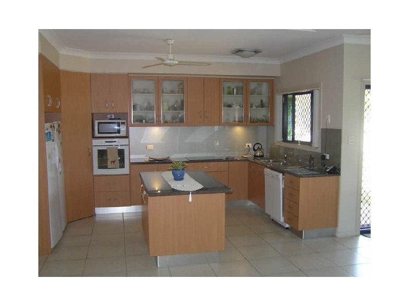 2 Todman Crescent, Yeppoon QLD 4703
