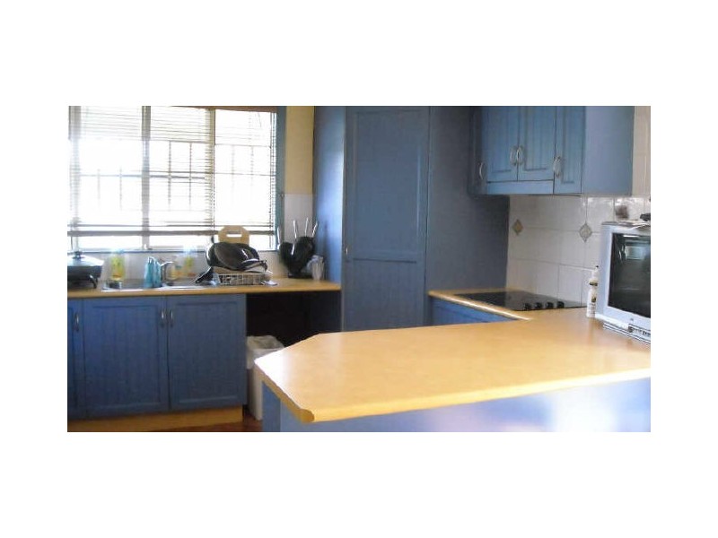 144 Water Street, Berserker QLD 4701