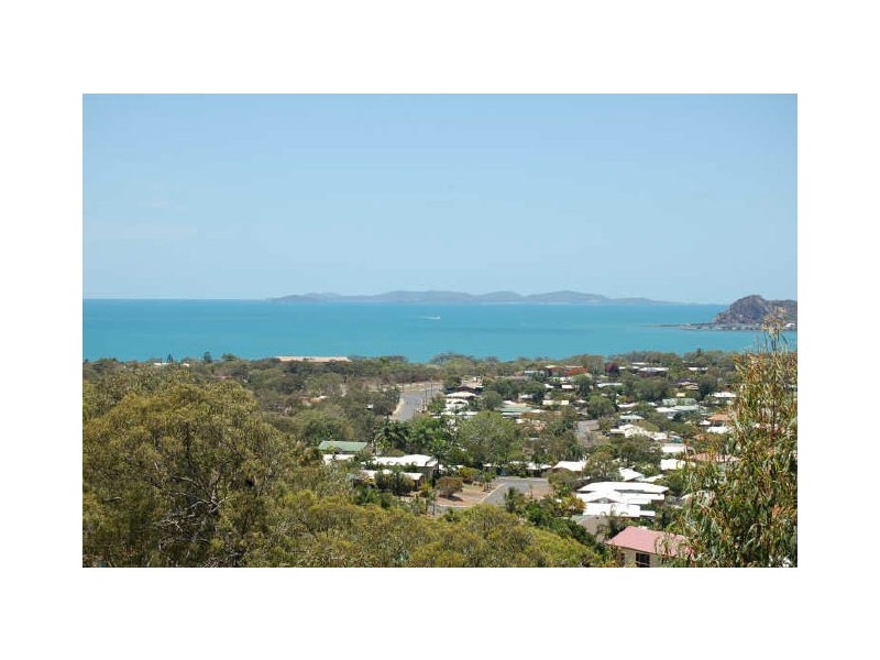 9 Banksia Place, Taranganba QLD 4703