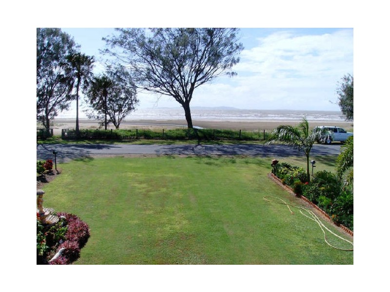 Kinka Beach QLD 4703